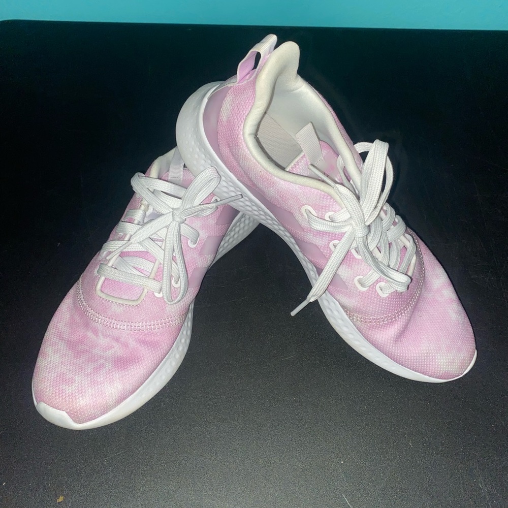 Adidas Size 9.5 Women